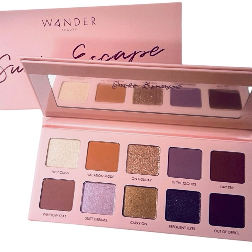 Wander Beauty Vibrant Escape Eyeshadow Palette